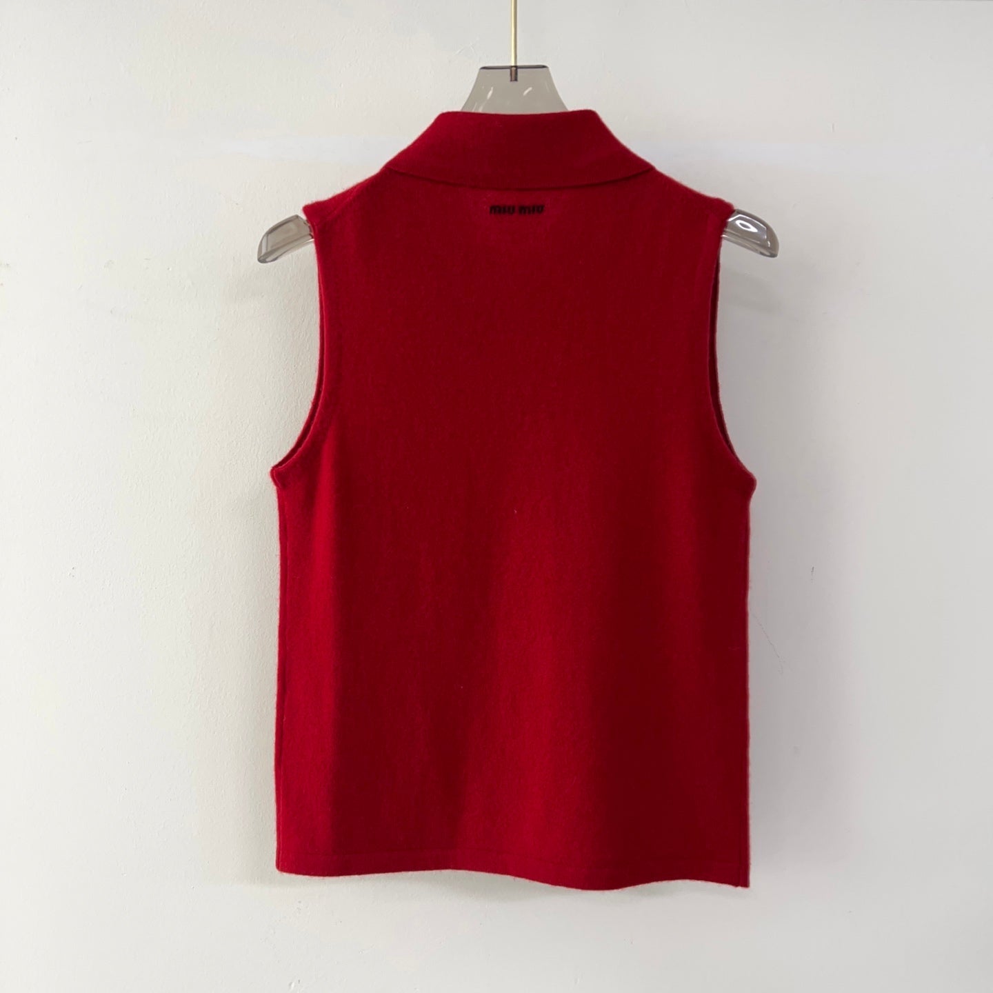 MIUMIU SLEEVELESS TOP STYLE 321