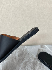 LP 26S CLASSIC H-CUT SLIDES IN BLACK CALFSKIN