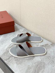 LP 26S CUTOUT SLIDES IN GREY CALFSKIN
