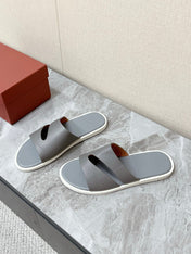 LP 26S CUTOUT SLIDES IN GREY CALFSKIN