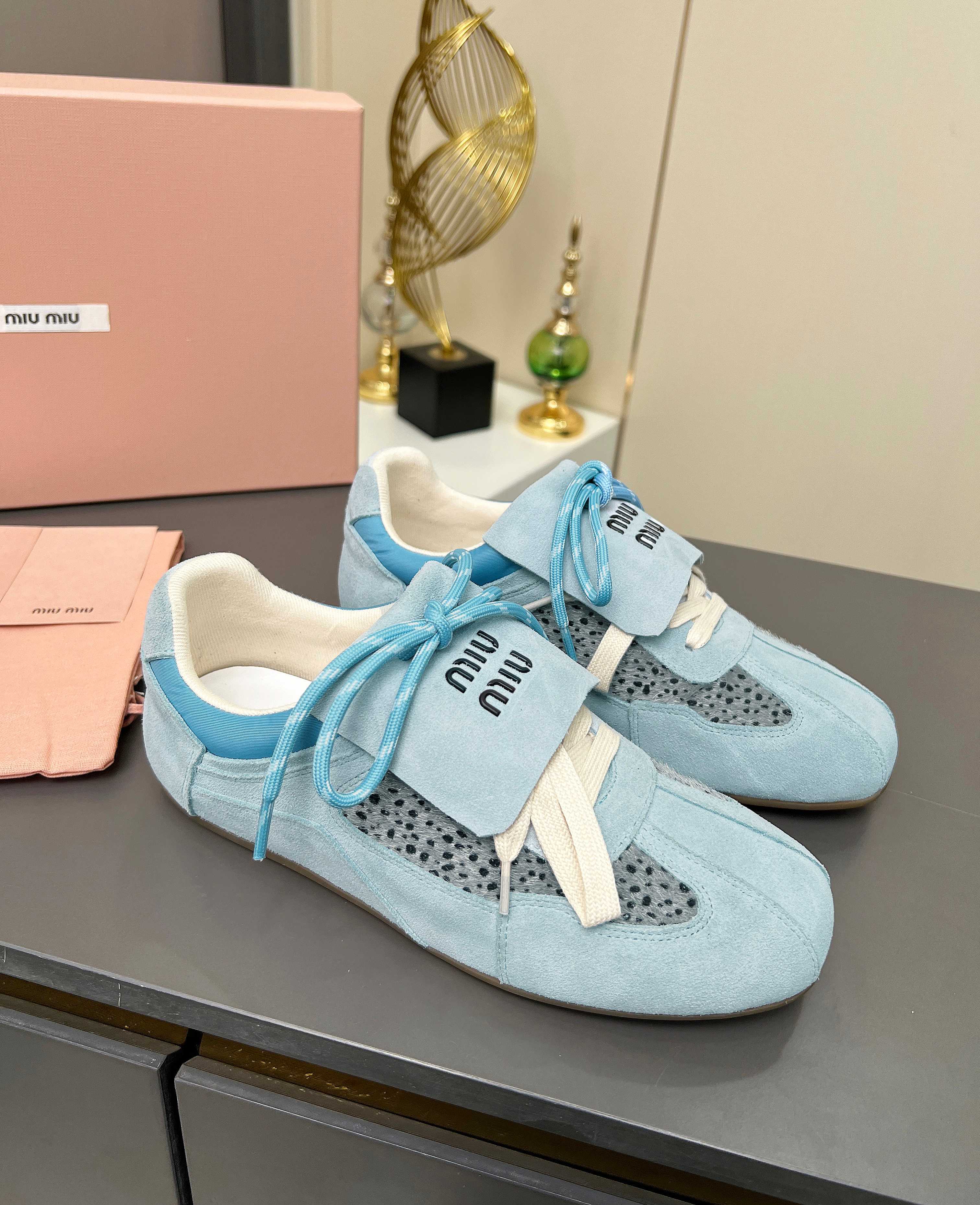 MIUMIU 26S SNEAKERS IN LIGHT BLUE SUEDE