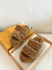 LV SUNSET PLATFORM COMFORT MULE IN CHOCOLATE BROWN SHEARLING