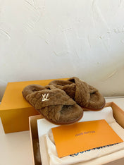 LV BLISS COMFORT MULE IN CHOCOLATE BROWN SHEARLING