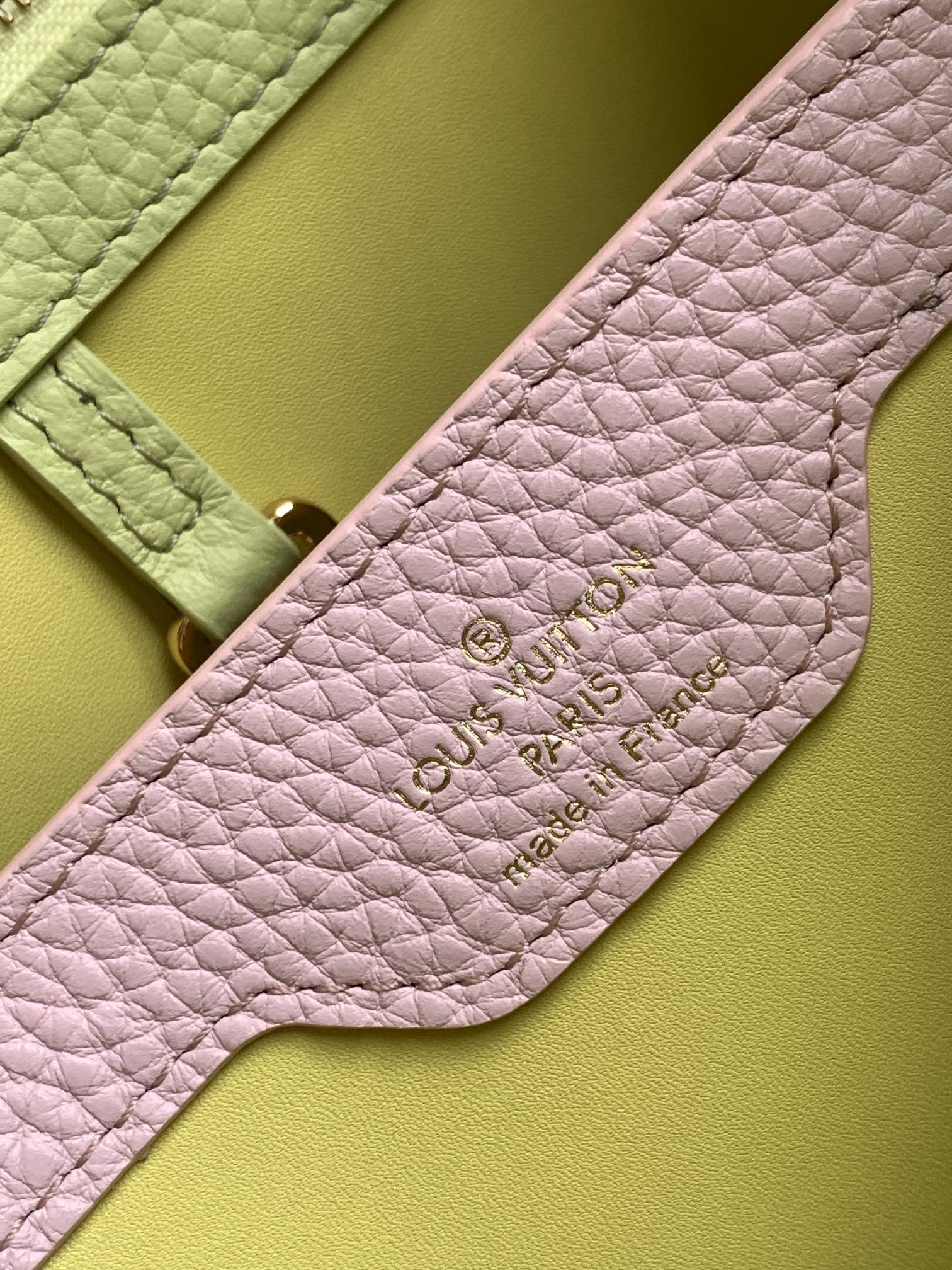 CAPUCINES BB 27 IN PEAR GREEN TAURILLON GOLD HARDWARE