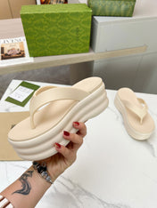 THONG PLATFORM 5 CM IN BEIGE CREAM IMPORTED TPU