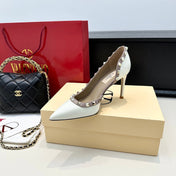 VLTN ROCKSTUD HEELS 25S 85 MM IN WHITE GLOSSY LEATHER