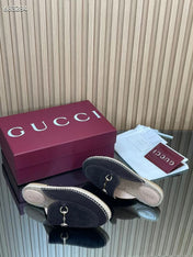 GUCCI 26S LOAFER MULES IN BLACK SUEDE