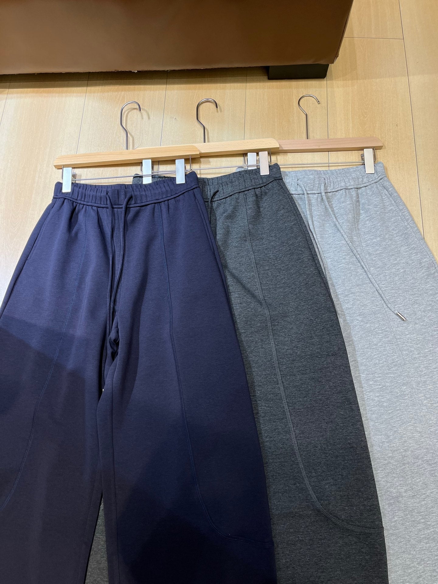 LORO PIANA 26S BARREL LEG WIDE PANTS 853
