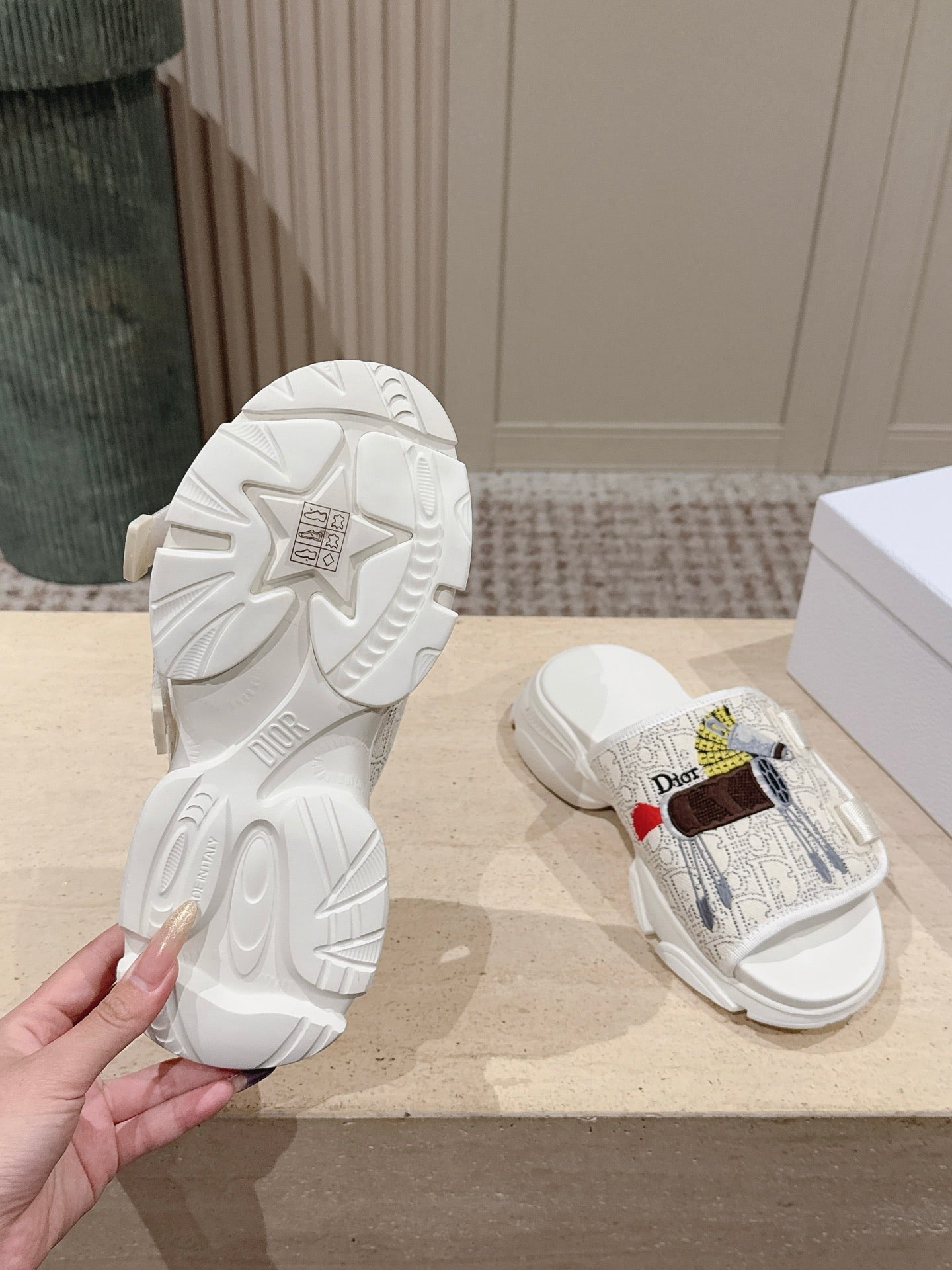 DIOR 26S DOUBLE STRAP SLIDE SANDALS IN WHITE LACE MONOGRAM CANVAS