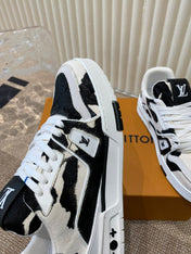 LV TRAINER SNEAKER BLACK MIX WHITE