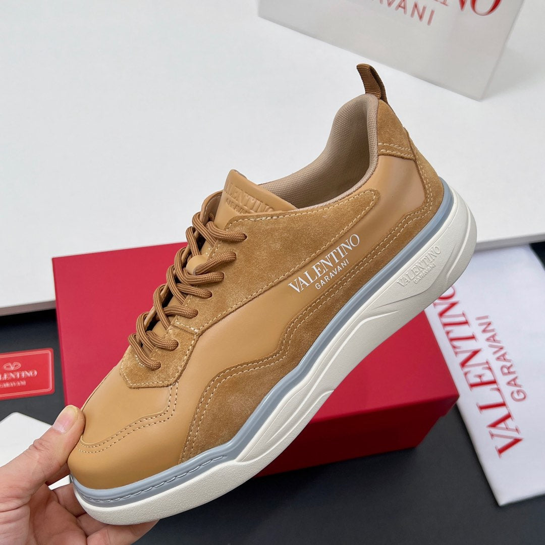 VALENTINO 25S RUNBOOT SNEAKERS IN BROWN SUEDE AND LAMBSKIN