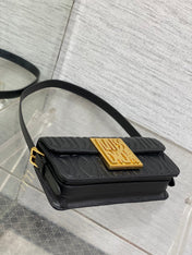 FLAP BAG 18 BLACK QUILTED ALLOVER CALFSKIN