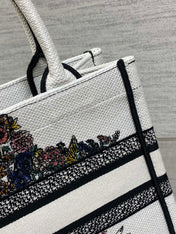DIOR 25S LUCKY SMALL DIOR BOOK TOTE 26 IN WHITE MULTICOLOR DIOR STAR EMBROIDERY