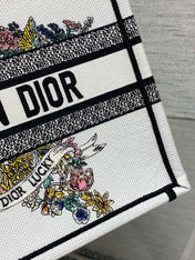 DIOR 25S LUCKY MEDIUM DIOR BOOK TOTE 36 IN WHITE MULTICOLOR DIOR STAR EMBROIDERY