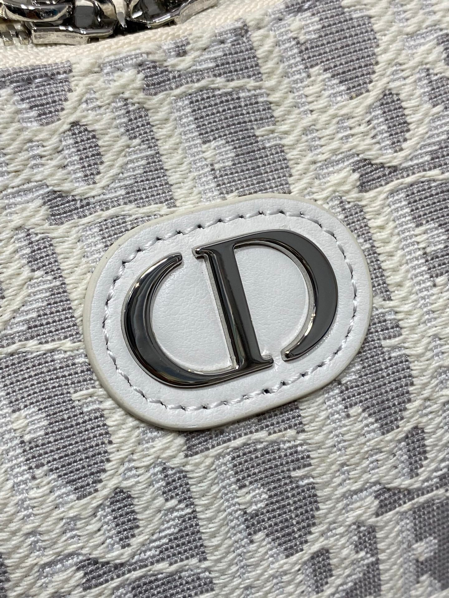 DIOR 26S MINI BAG 19 IN BEIGE OBLIQUE JACQUARD