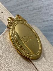 DIOR 26S MEDAILLON BUCKET BAG 26 IN BEIGE CALFSKIN