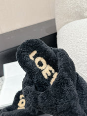 LW SHEARLING THONG SLIPPER IN BLACK
