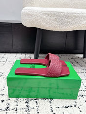 BOTTEGA VENETA 26S SQUARE-TOE WOVEN-STRAP SANDALS IN RED LAMBSKIN
