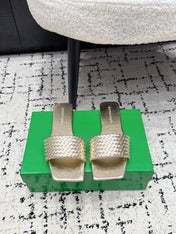 BOTTEGA VENETA 26S SQUARE-TOE WOVEN-STRAP SANDALS IN GOLD LAMBSKIN