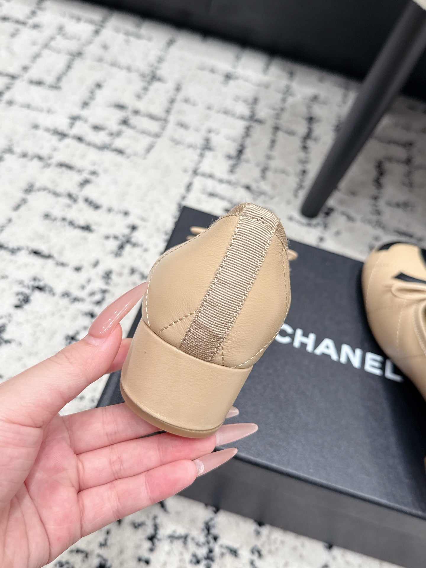 CHANEL 26S HIGH HEELS IN BEIGE LAMBSKIN WITH BOW