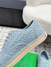 BOTTEGA VENETA 26S SNEAKERS IN LIGHT BLUE GREY WOVEN LAMBSKIN