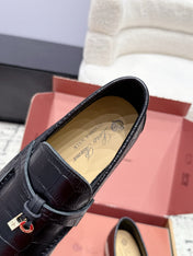 LP 26S SUMMER CHARMS WALK LOAFER IN BLACK CROCODILE CALFSKIN GOLD HARDWARE