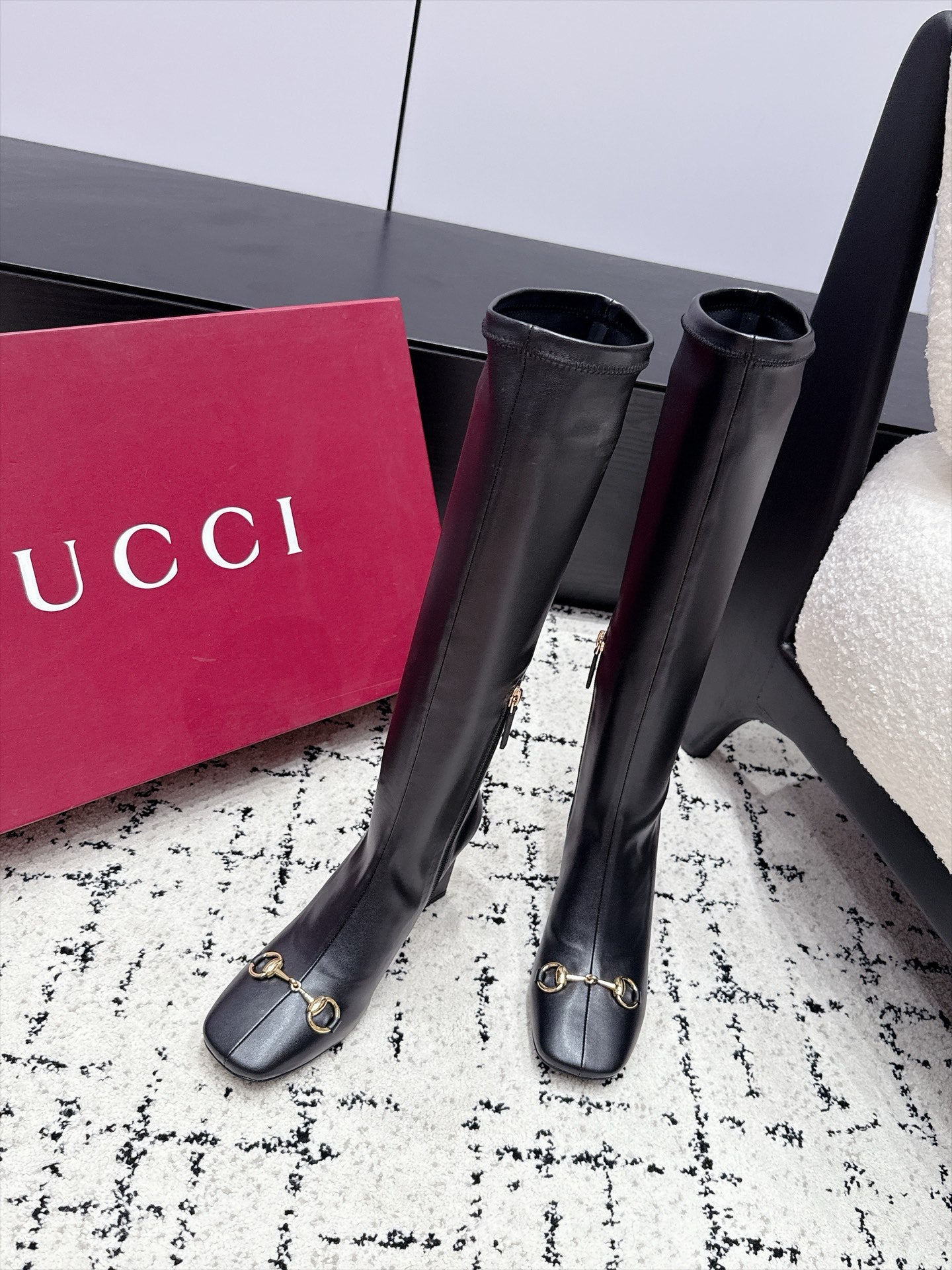 GUCCI 26S HORSEBIT KNEE-HIGH BOOTS 75 MM IN BLACK CALFSKIN