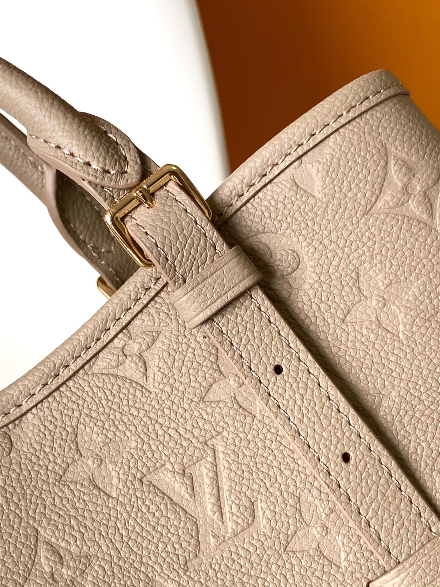LV 25S BABYLONE TOTE BAG 32 IN TOURTERELLE GREY CALFSKIN GOLD HARDWARE