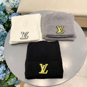 SET SCARF AND HAT IN LIGHT GRAY WOOL 406532