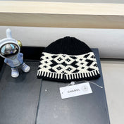 BEANIE HAT IN BLACK MIX WHITE WOOL 431698