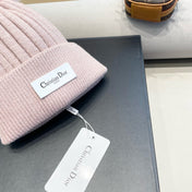KNITTED BEANIE HAT IN LIGHT PINK WOOL AND FOX FUR 435032