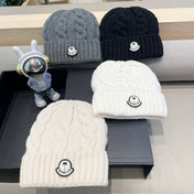 CABLE-KNIT BEANIE HAT IN BEIGE CREAM WOOL 438143