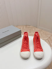 HIGH-TOP SNEAKERS GRAFFITI IN RED CANVAS