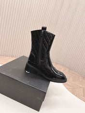 CHANEL ANKLE BOOTS 25S IN BLACK GLOSSY LAMBSKIN WITH GOLD HARDWARE