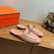 HM 26S KELLY MULE IN NUDE PINK CALFSKIN SILVER HARDWARE