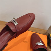 HM 26S OZ MULE IN BURGUNDY RED CALFSKIN SILVER HARDWARE