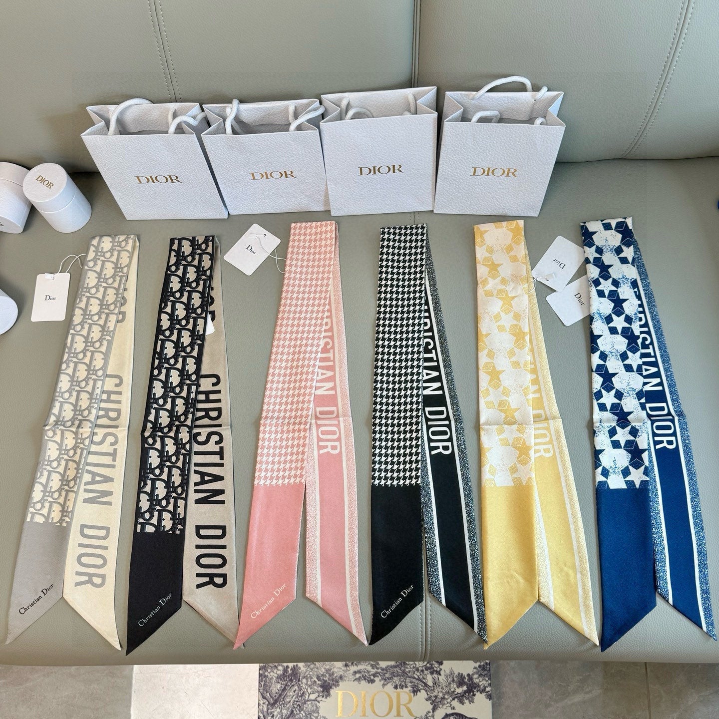 DIOR TWILLY 100 CM IN SILK 714359