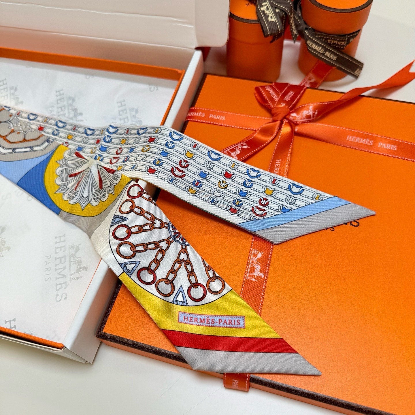 HERMES 25S SCARF 90 IN SILK 856724