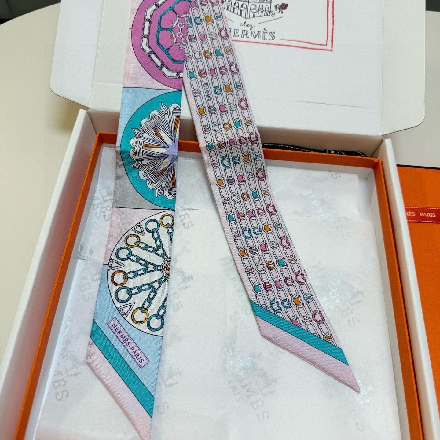 HERMES 25S SCARF 90 IN SILK 856726