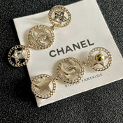 CHANEL 26S DOUBLE C LOGO CRYSTAL STAR DROP DANGLE EARRINGS IN GOLD METAL 629988