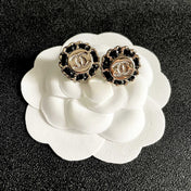 CHANEL 26S DOUBLE C LOGO BLACK ENAMEL FLORAL STUD EARRINGS IN GOLD METAL 629992