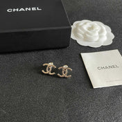 CHANEL 26S DOUBLE C LOGO CRYSTAL STUD EARRINGS IN GOLD METAL 631913