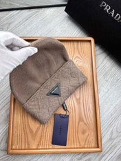 BEANIE HAT IN MEDIUM BROWN WOOL AND RABBIT FUR 342039