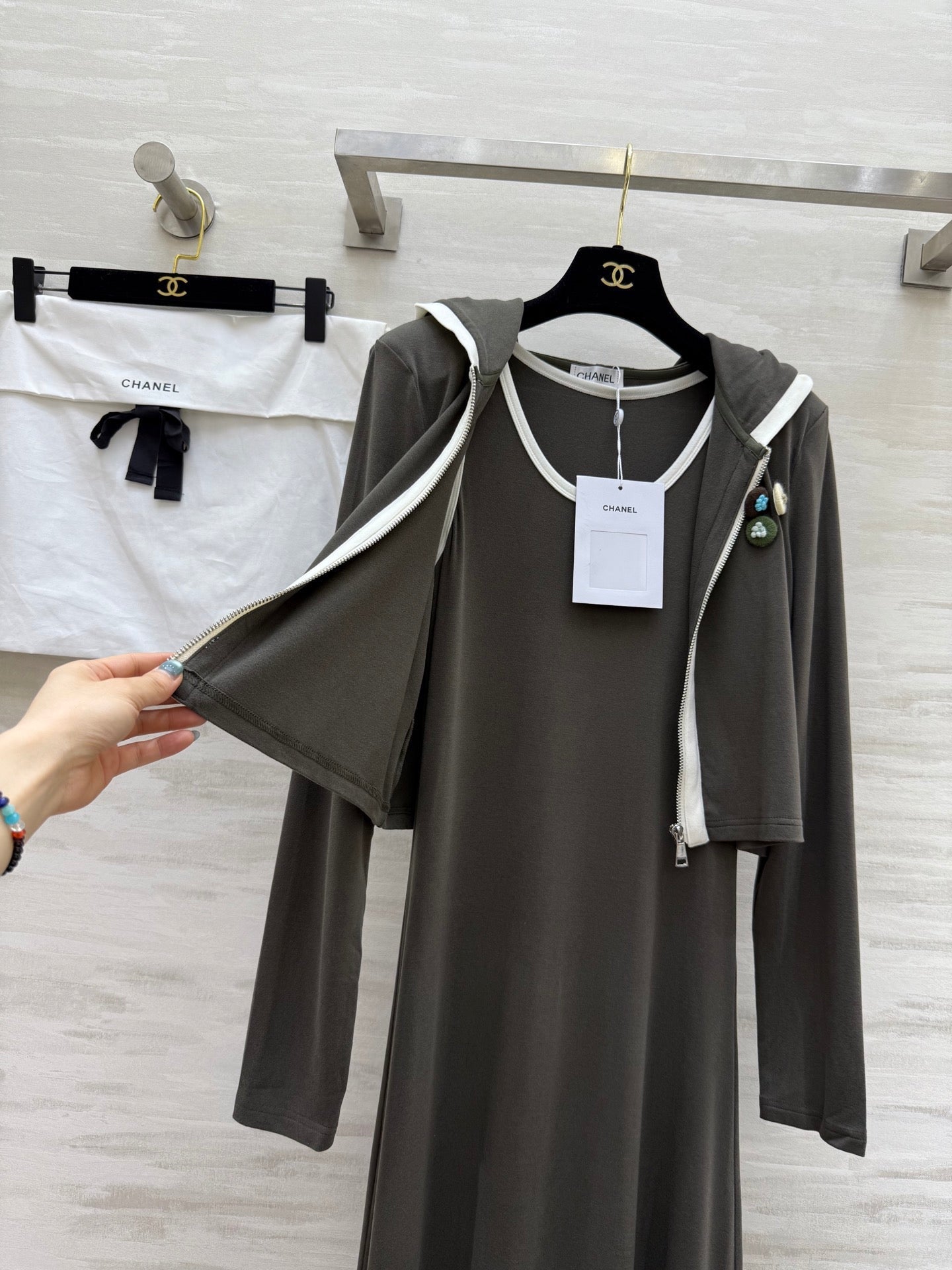CHANEL 26S JACKET AND SLEEVELESS DRESS SET 960