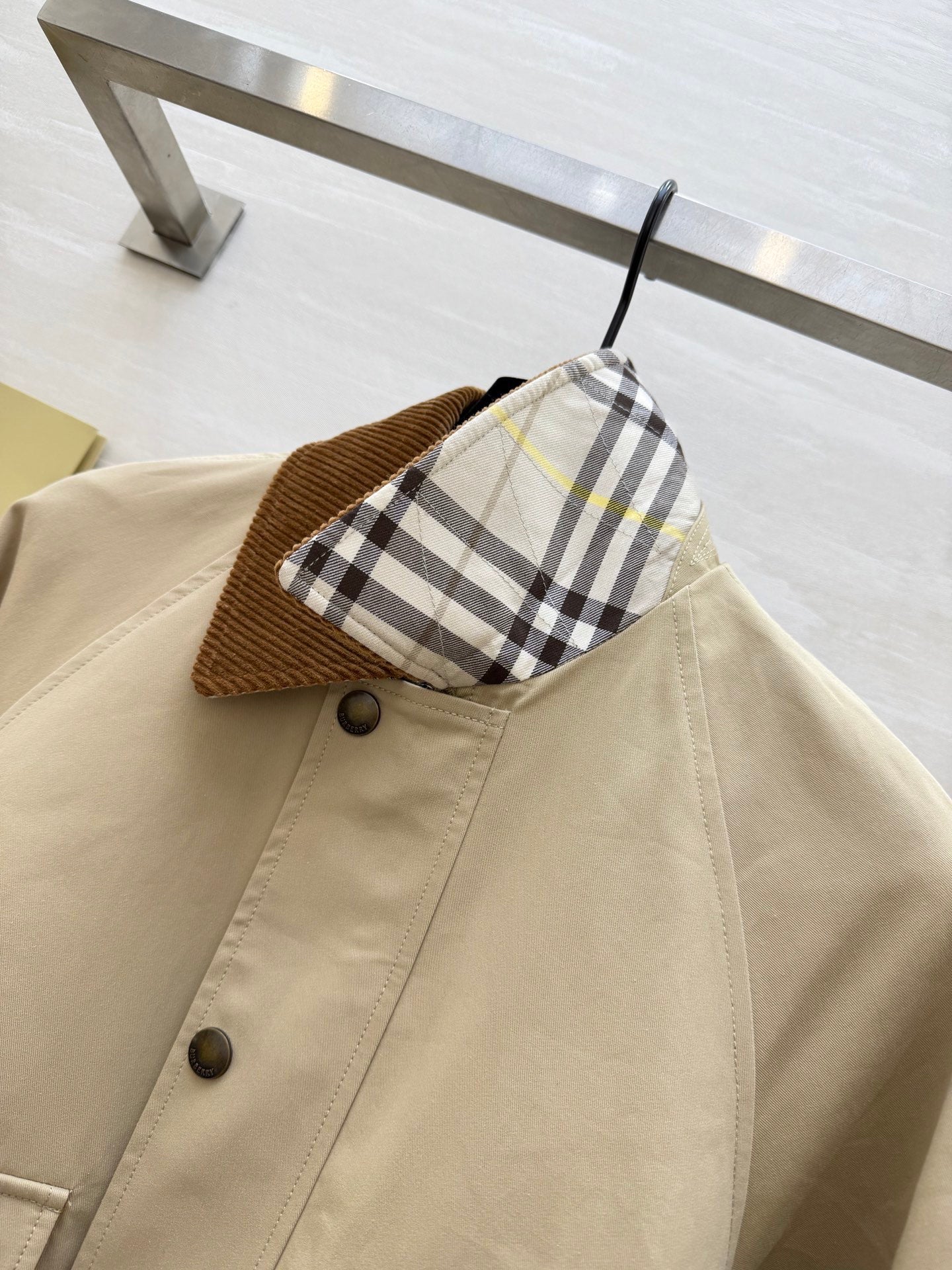 BURBERRY 26S JACKET 407