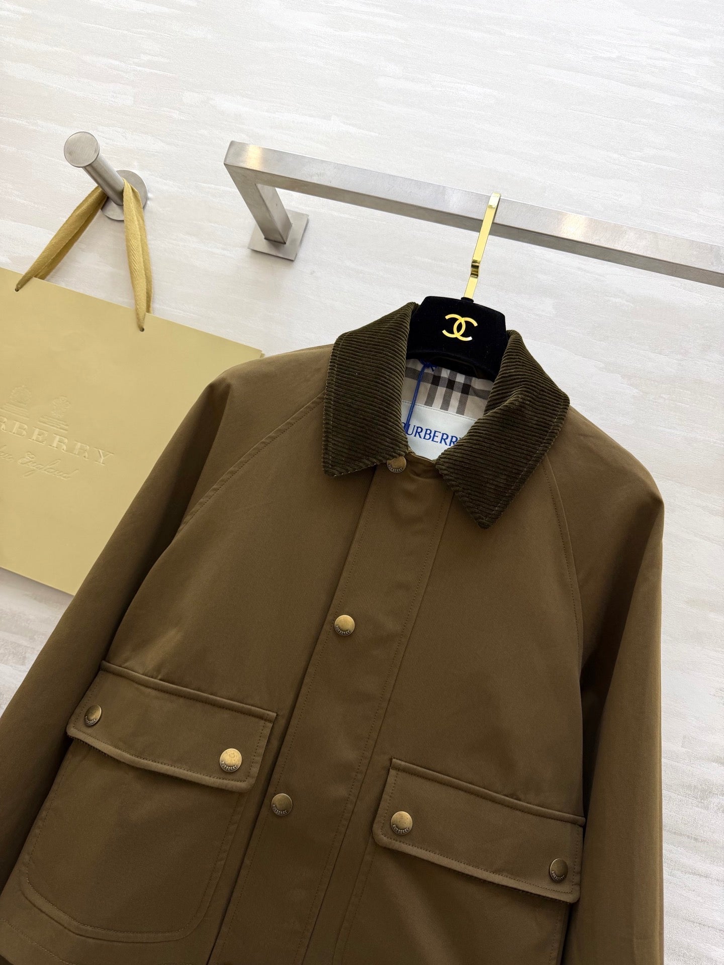 BURBERRY 26S JACKET 406