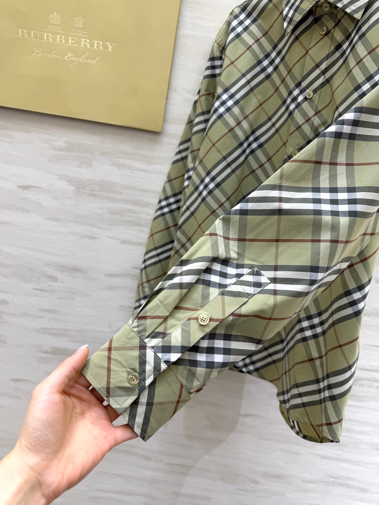 BURBERRY 26S SHIRT 405
