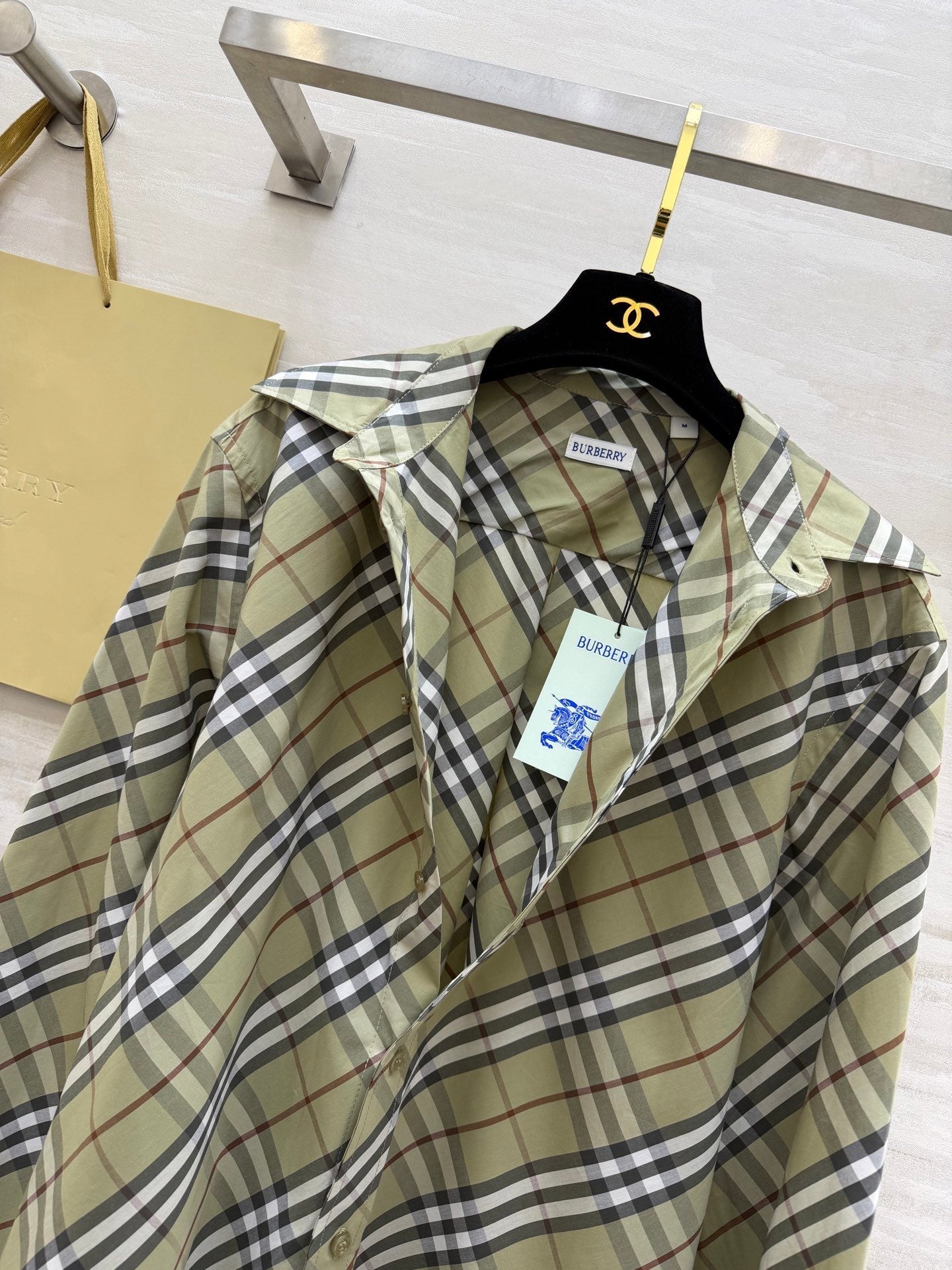 BURBERRY 26S SHIRT 405