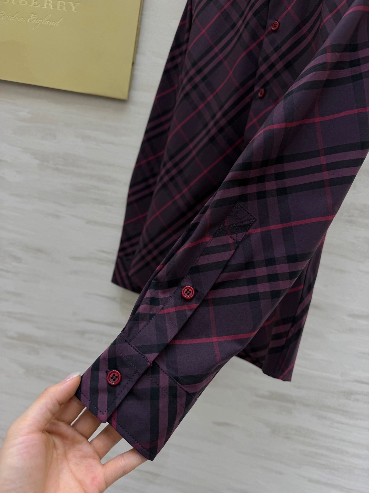 BURBERRY 26S SHIRT 404