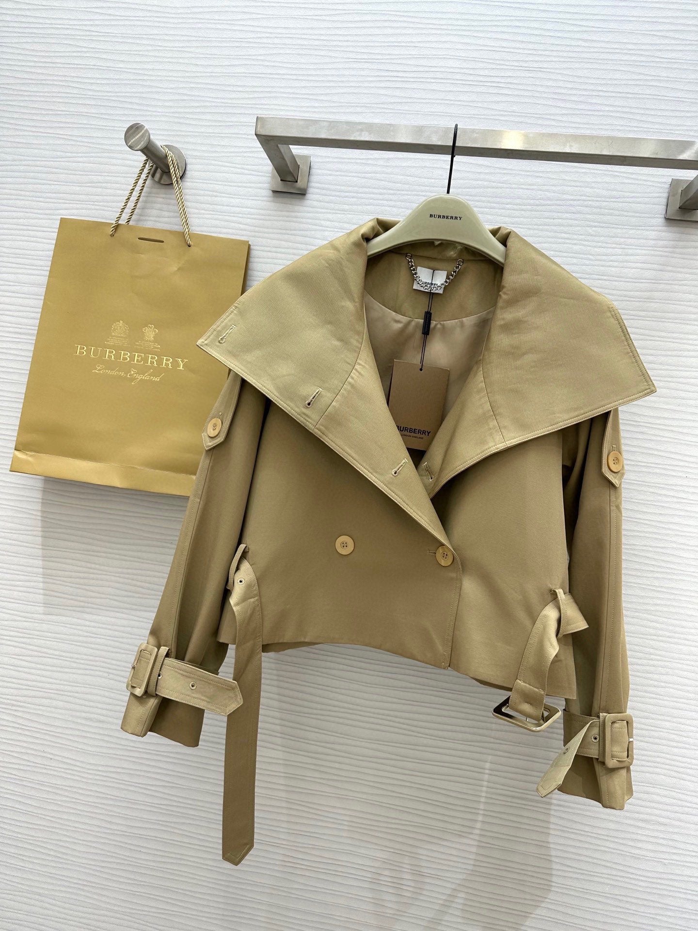 BURBERRY 26S SHORT JACKET 389